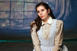 Stefania Vetere as Laurey