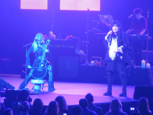 Heart launched theirn 12-vity HEART ROCKIN HEAVEN CANADA 2014 tour in Montreal on June 14 (Photo by Richard Burnett)
