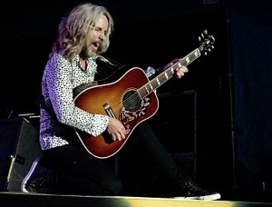 Tommy Shaw of STYX Aug 12th 2016 photo by Ron Roxtar