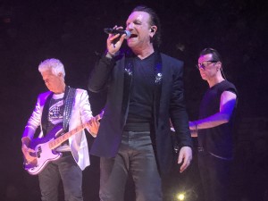 U2 photo by Ron RoXtar*