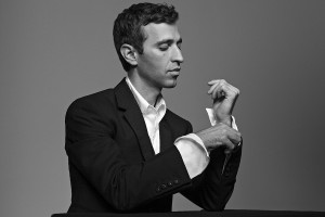 Anthony Roth Costanzo Sings Handel and Glass at the Maison Symphonique